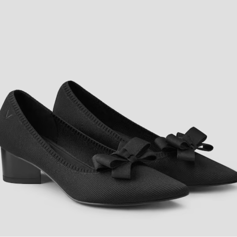 VIVAIA Pointed-Toe Chunky Heels